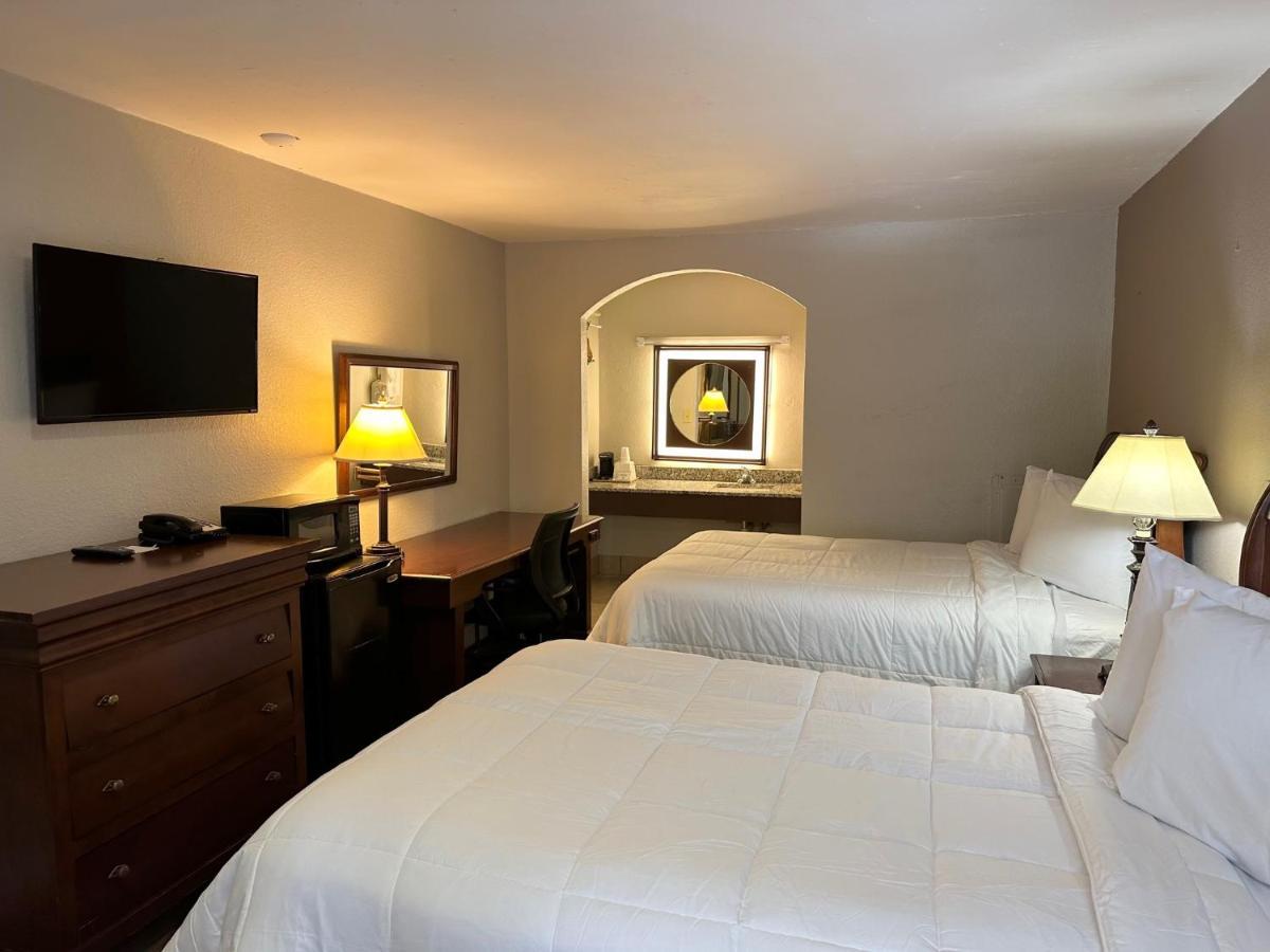 Nation'S Inn Of Wake County - Raleigh Crabtree Экстерьер фото