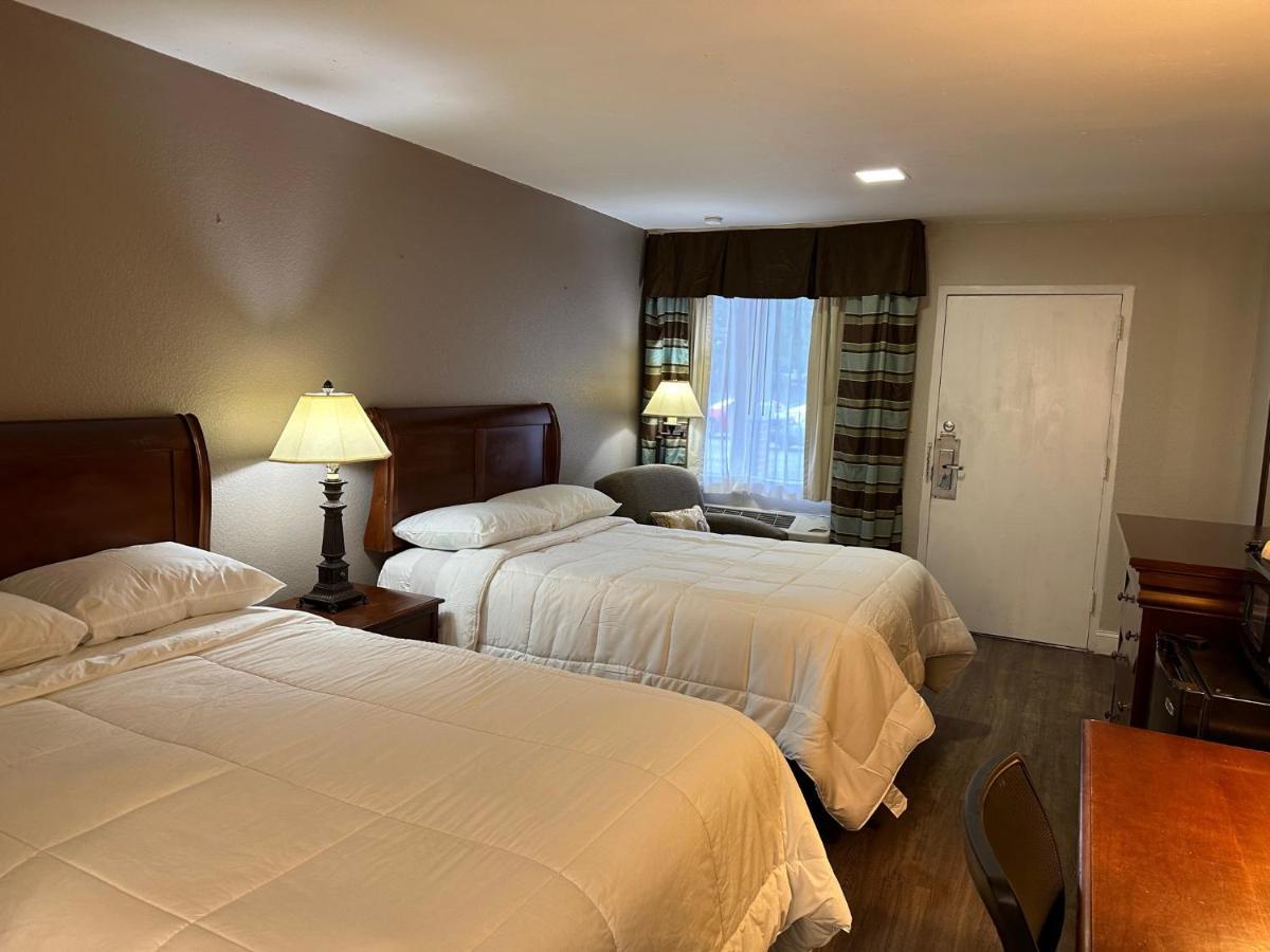 Nation'S Inn Of Wake County - Raleigh Crabtree Экстерьер фото