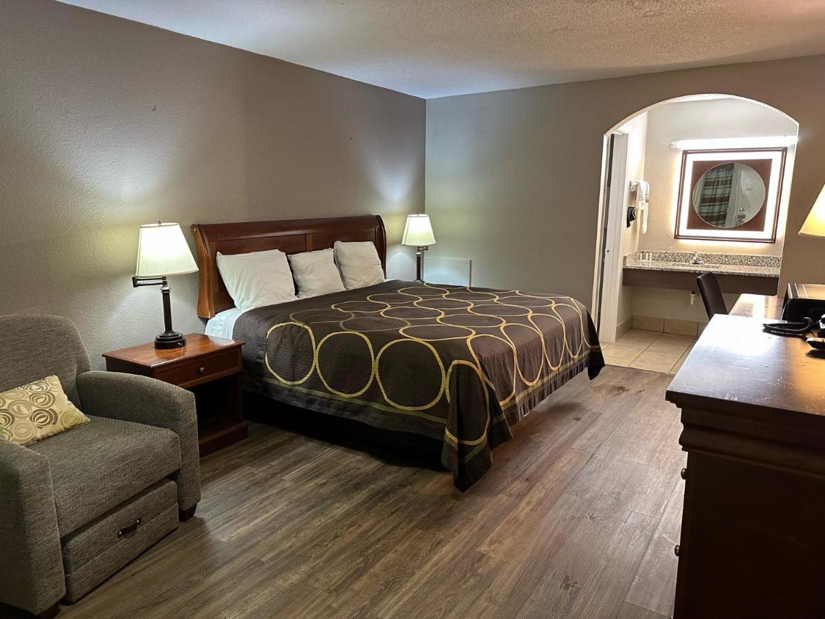 Nation'S Inn Of Wake County - Raleigh Crabtree Экстерьер фото