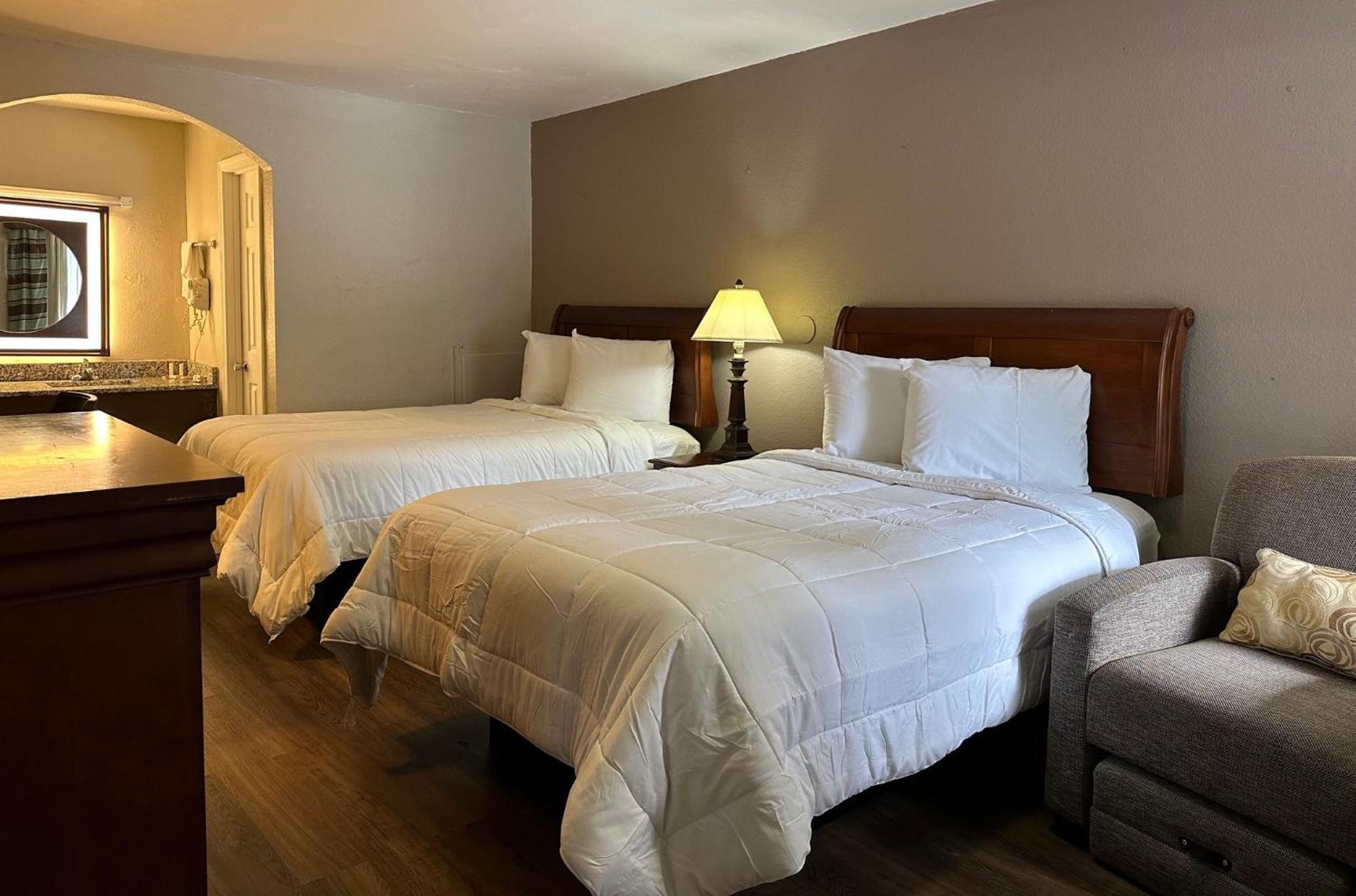 Nation'S Inn Of Wake County - Raleigh Crabtree Экстерьер фото